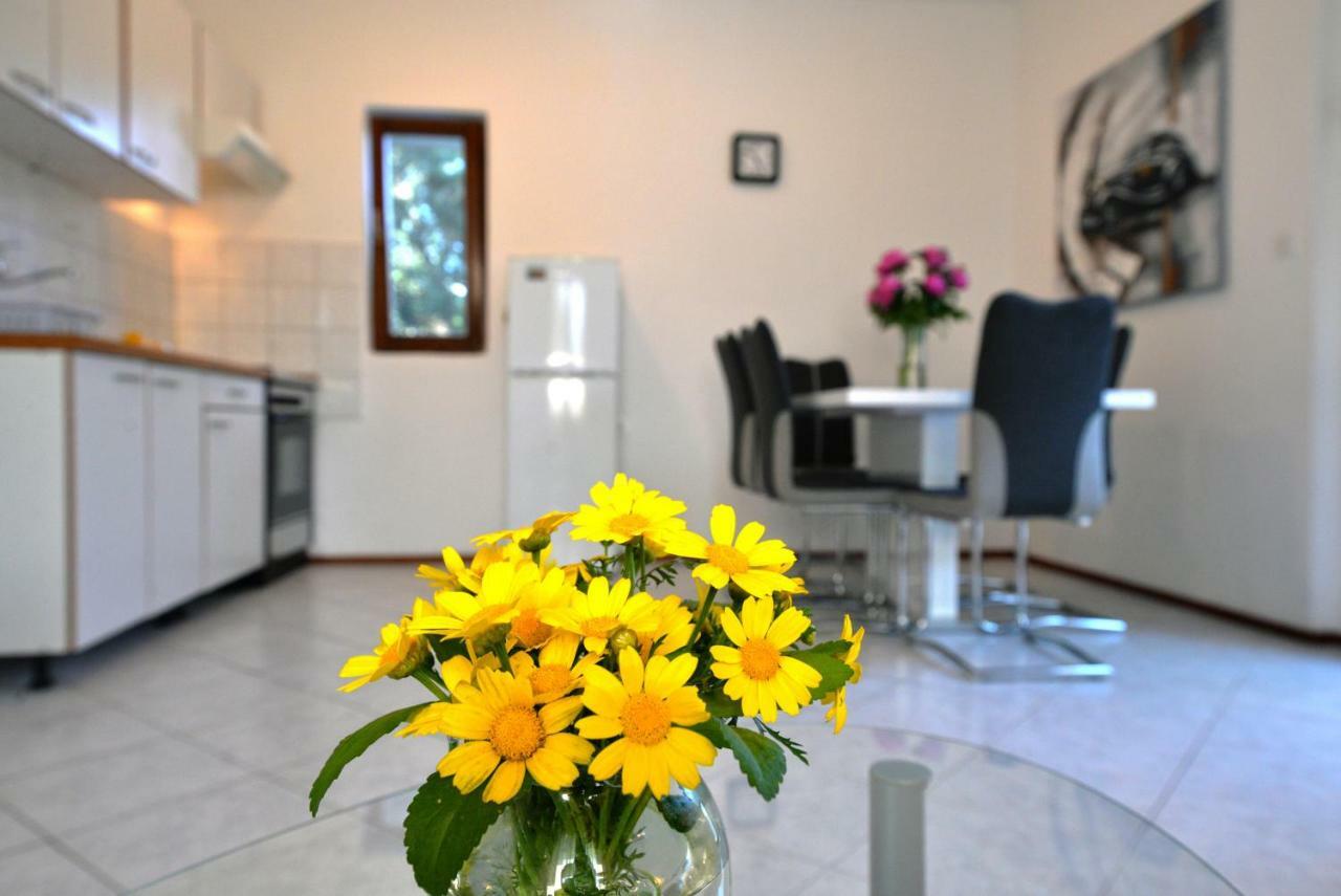 Apartment In 무르테르 외부 사진